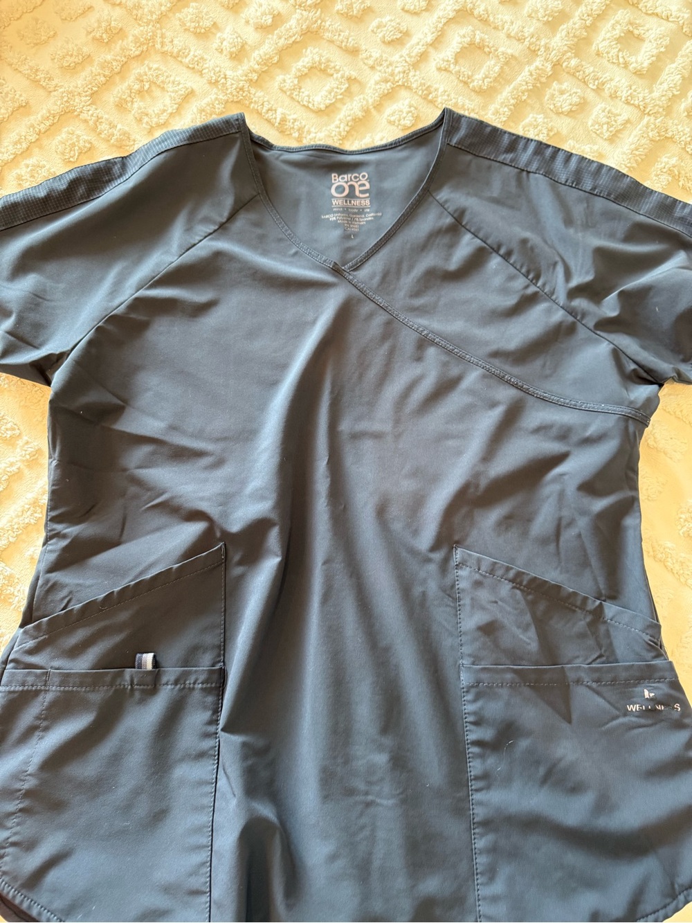 Barco Uniforms Navy V‑Neck Wellness Scrub Top